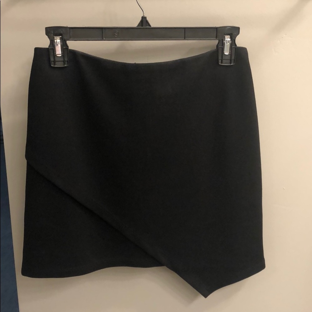 LF skirt